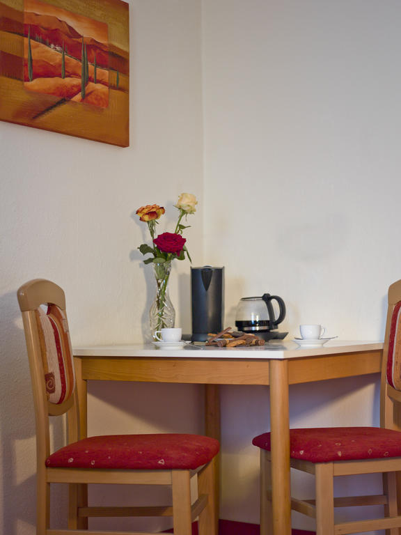Hotel Garni Vier Jahreszeiten Bad Fussing Bilik gambar